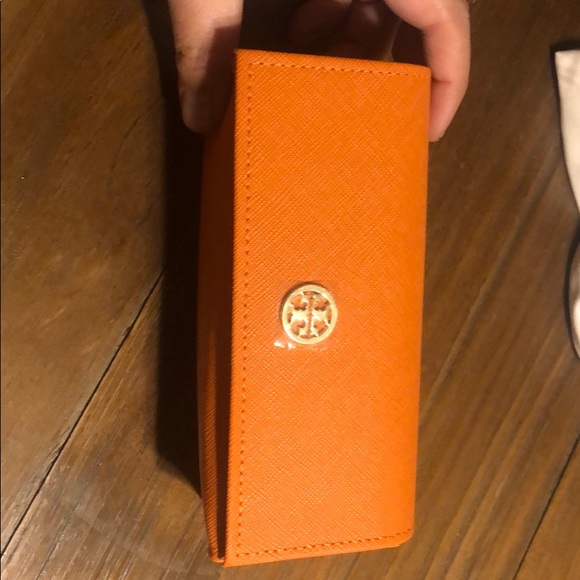 Tory Burch 55mm Polarized Ombré Sunglasses T logo - Picture 6 of 7